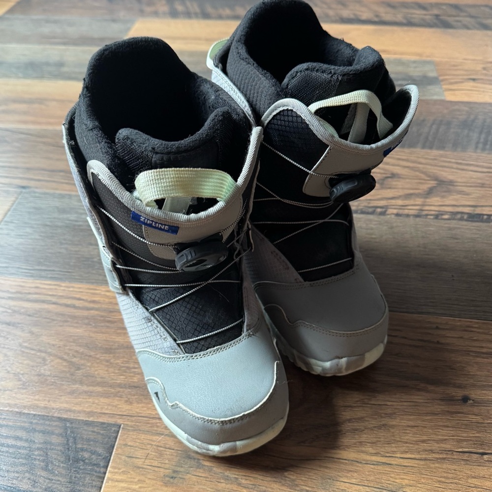 🌟 Burton Kid Zipline BOA Snowboard Boots 🌟
